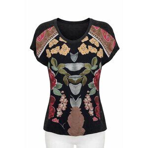 Desigual size XS Print T-shirt  Blouse Designed in Spain